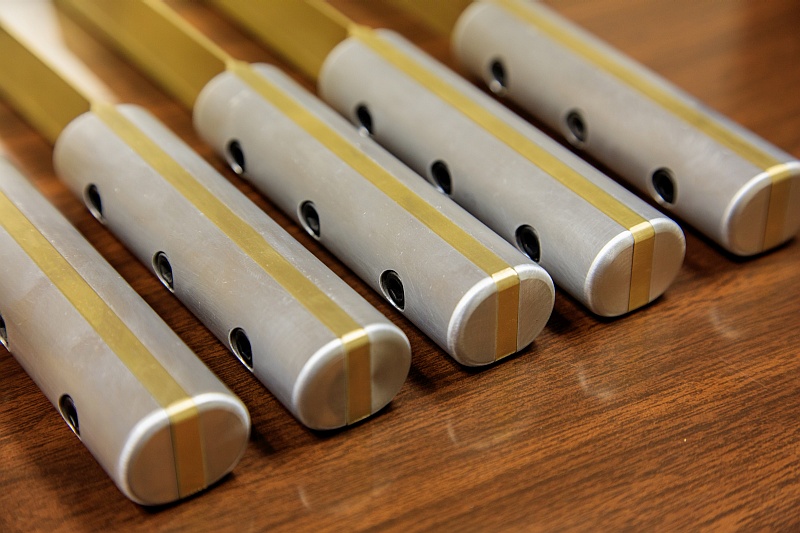 oval handles